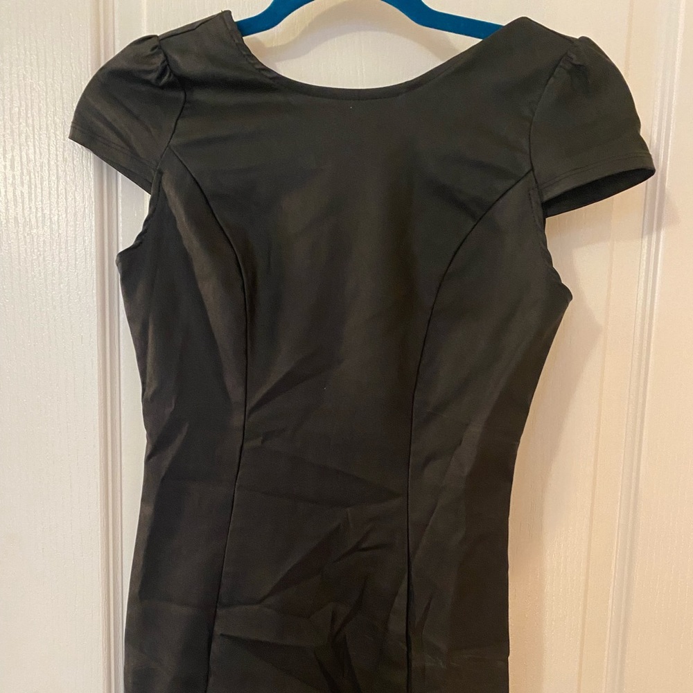 Windsor Black Form Fitting Mini Dress with Black Bow Detail On Back 🎀